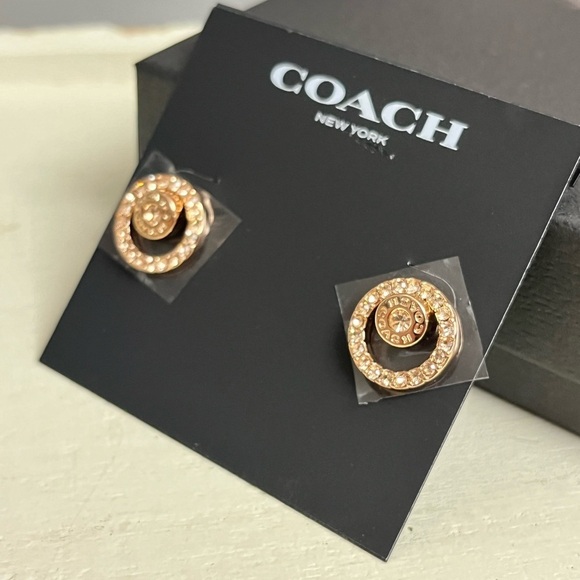 Coach Gold Tone Logo Crystal Stud Earrings Round Pave Design Nwt 68$